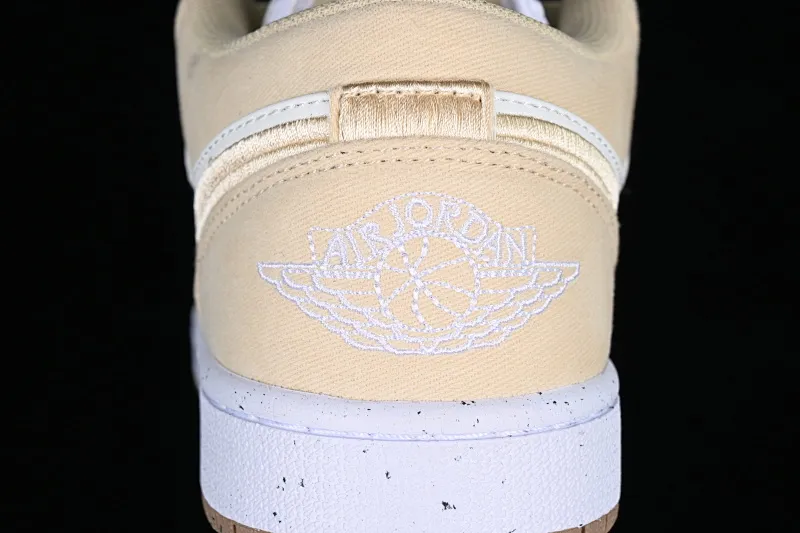 All categories Air Jordan Jordan series basketball shoes Air Jordan 1 Low Air Jordan 1 Low AJ1 Joe 1 electric embroidery white and yellow low-top cultural basketball shoes FN3722-701